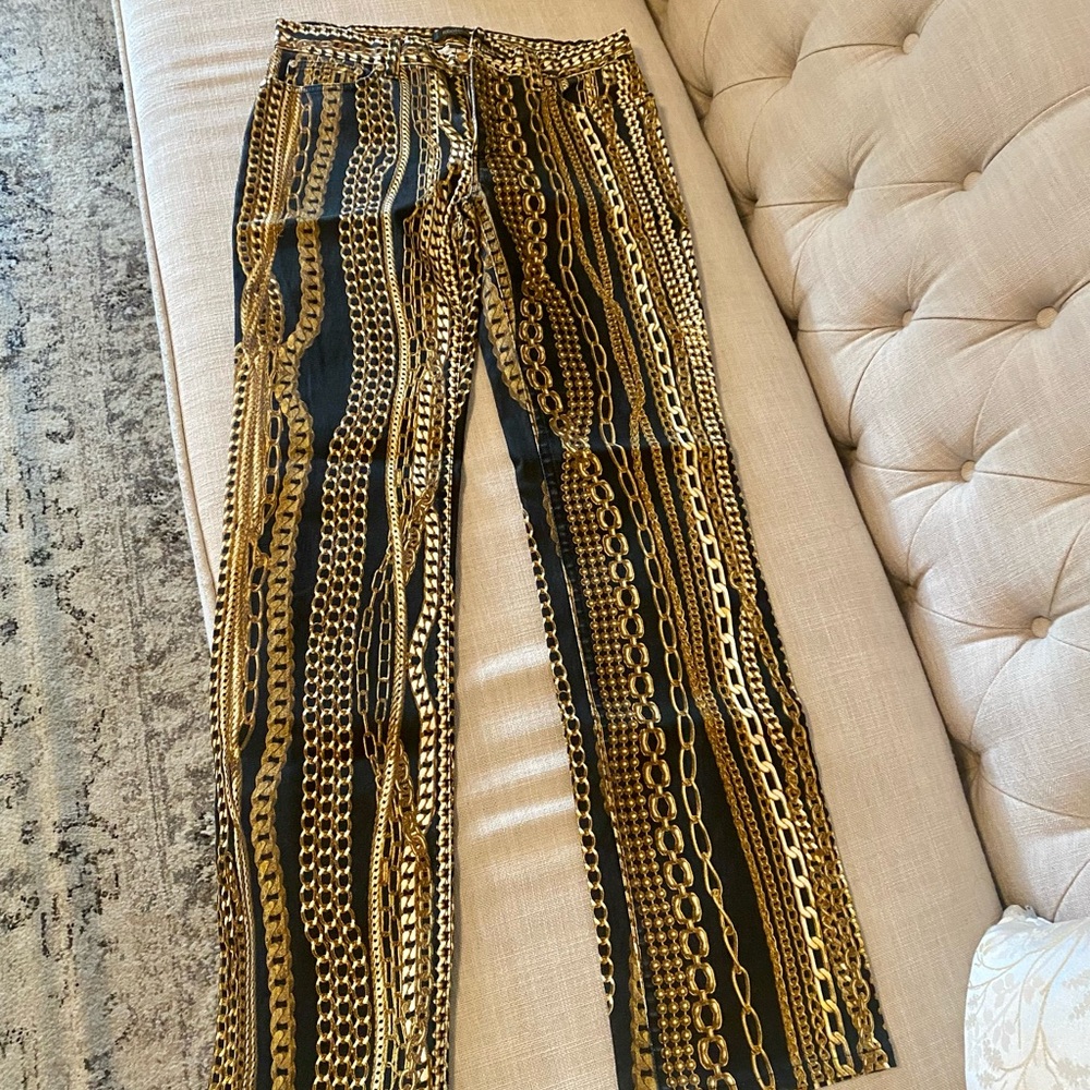 Roberto Cavalli jeans size M. NWOT. Gold chain print. Cotton. Authentic. New.